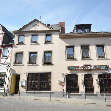雅典餐厅酒店 Münstermaifeld 外观 照片